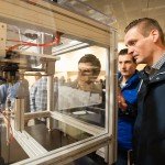 Fachschule für Technik präsentiert eine Teflonband Wickelmaschine