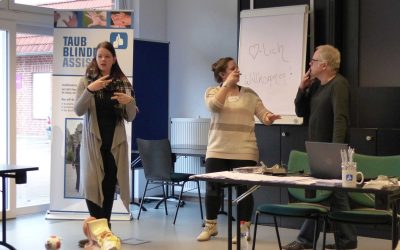 Besuch des Recklinghäuser Gehörlosenzentrums durch die Hörakustik-Oberstufe