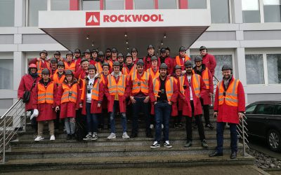 Maler- und Lackierer-Oberstufen besuchen die Firma Rockwool in Gladbeck