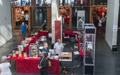 Messe für historische Uhren im Max-Born-Berufskolleg